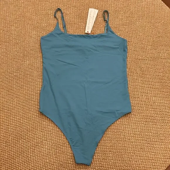 House of Harlow 1960 All Day Contour Bodysuit - L - Blue - Picture 12 of 12
